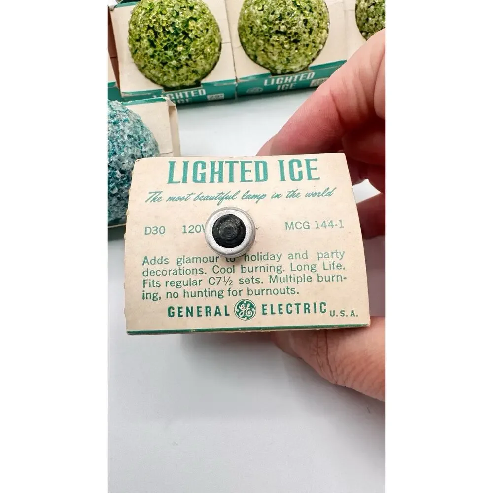 VTG 8 GE Lighted Ice Snowball Sugar Christmas C7 Light Bulbs